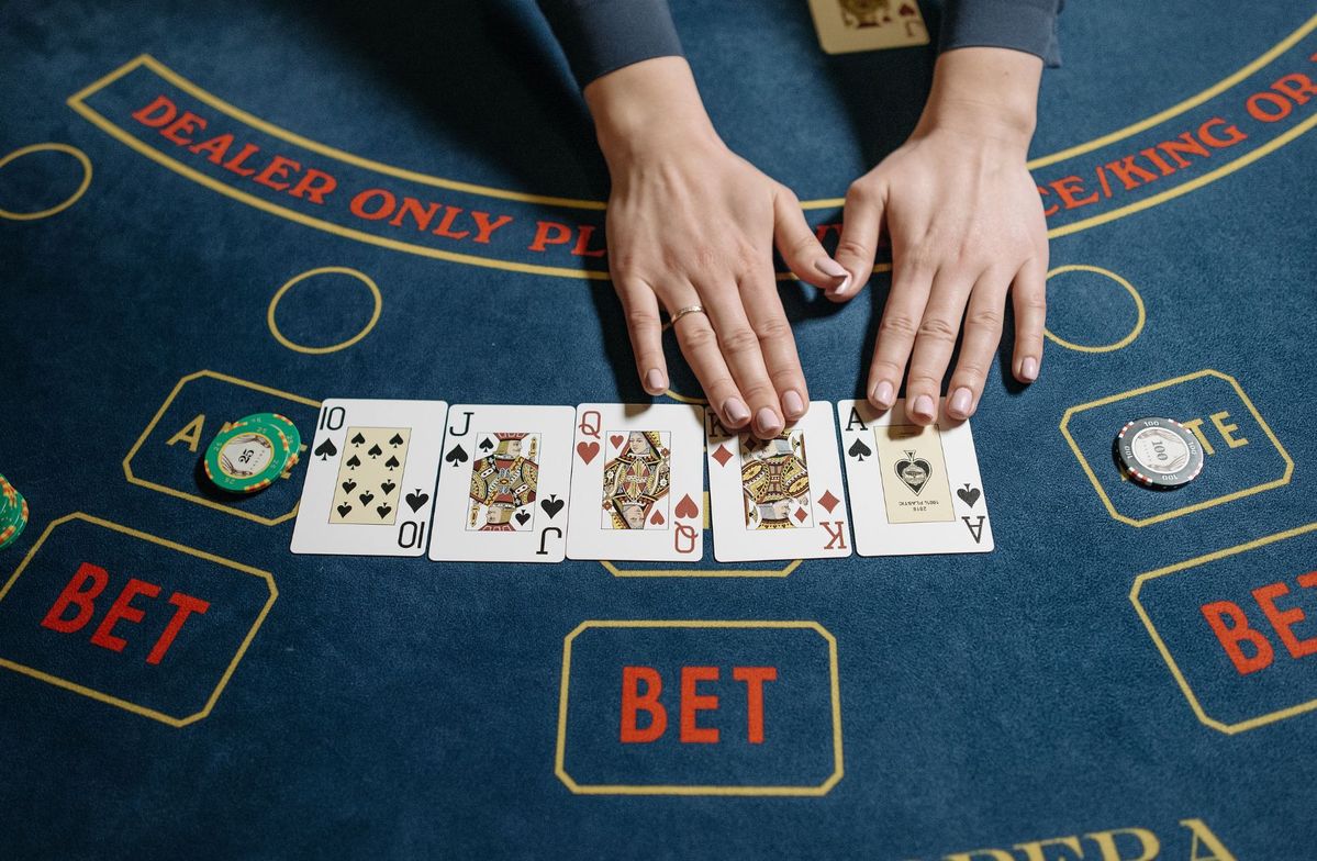 Betting Hedging Calculator Live Casino